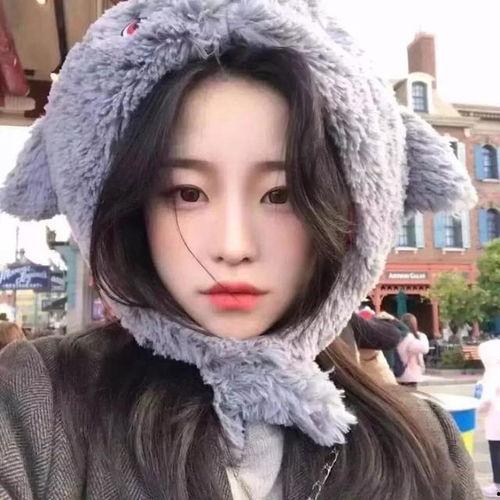 吃瓜网红头像照片女生,揭秘网红女生的吃瓜风采