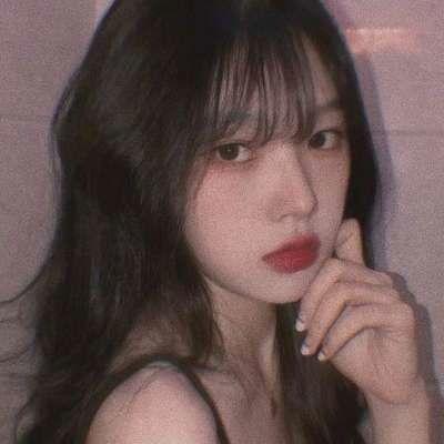 抖音吃瓜网红美女图片高清,高清瓜图揭秘，颜值与才华并存