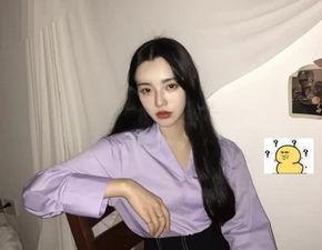 网红美女吃瓜,一场吃瓜盛宴背后的故事