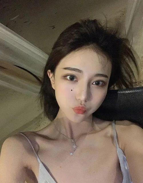 网红女孩子吃瓜视频,揭秘娱乐圈幕后真相