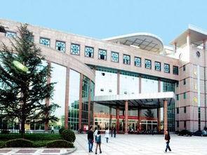 西安外事学院女大学生网课吃瓜